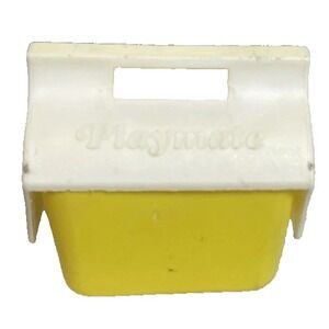 Vintage 1984 Fun Foods‎ PLAYMATE COOLER Beer Candy Container YELLOW 2" Barbie